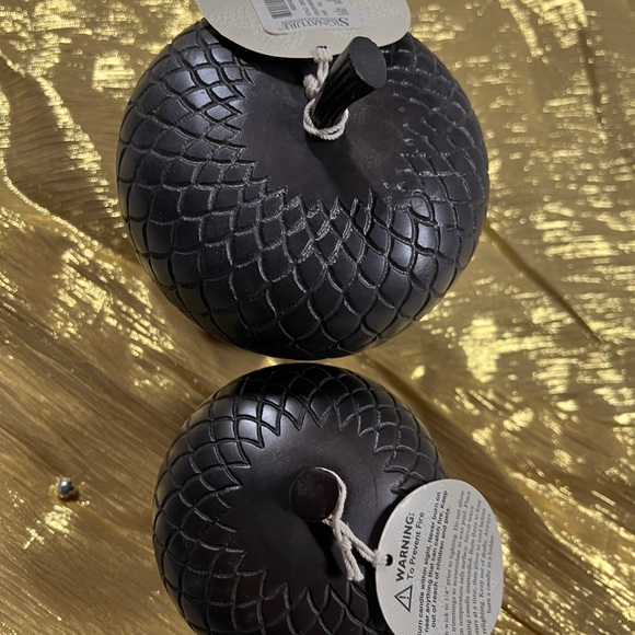 NWT Signature Bronze Like Metal Acorn Deco Candle Set of 2 small acorns. - Picture 3 of 9